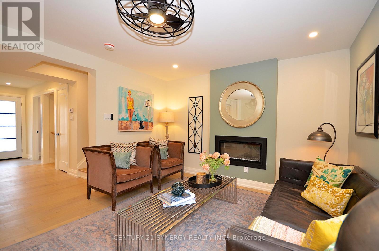 32 - 660 Hochelaga Street, Ottawa, Ontario  K1K 2E9 - Photo 30 - X12534514