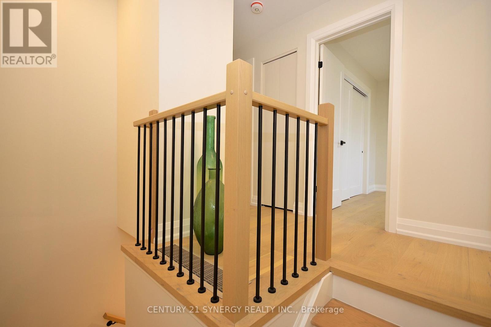 32 - 660 Hochelaga Street, Ottawa, Ontario  K1K 2E9 - Photo 32 - X12534514