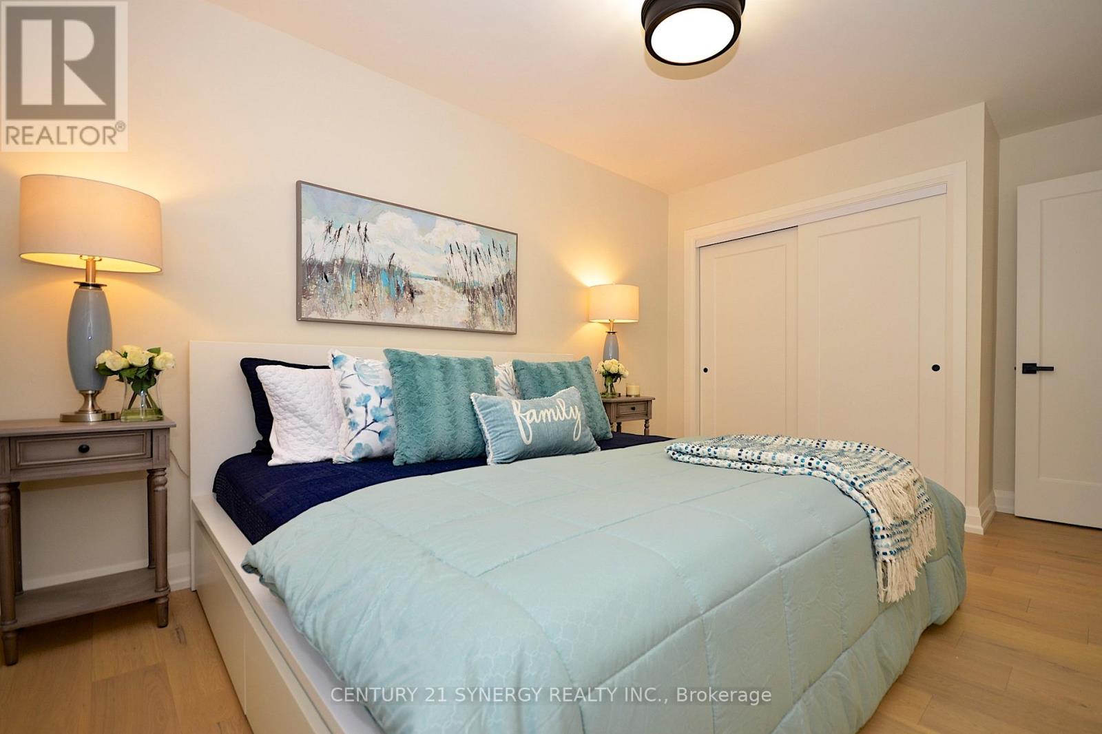 32 - 660 Hochelaga Street, Ottawa, Ontario  K1K 2E9 - Photo 35 - X12534514