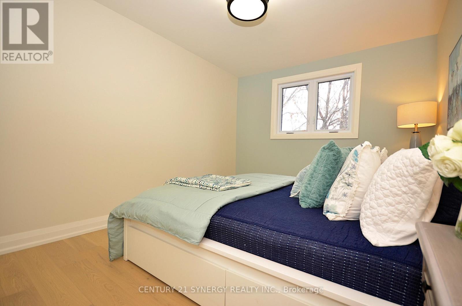 32 - 660 Hochelaga Street, Ottawa, Ontario  K1K 2E9 - Photo 36 - X12534514