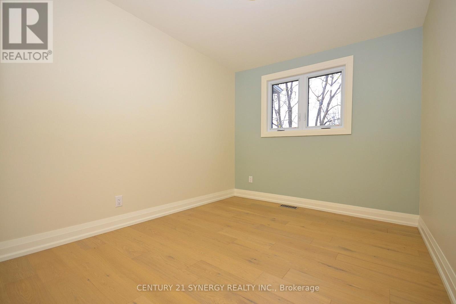 32 - 660 Hochelaga Street, Ottawa, Ontario  K1K 2E9 - Photo 37 - X12534514