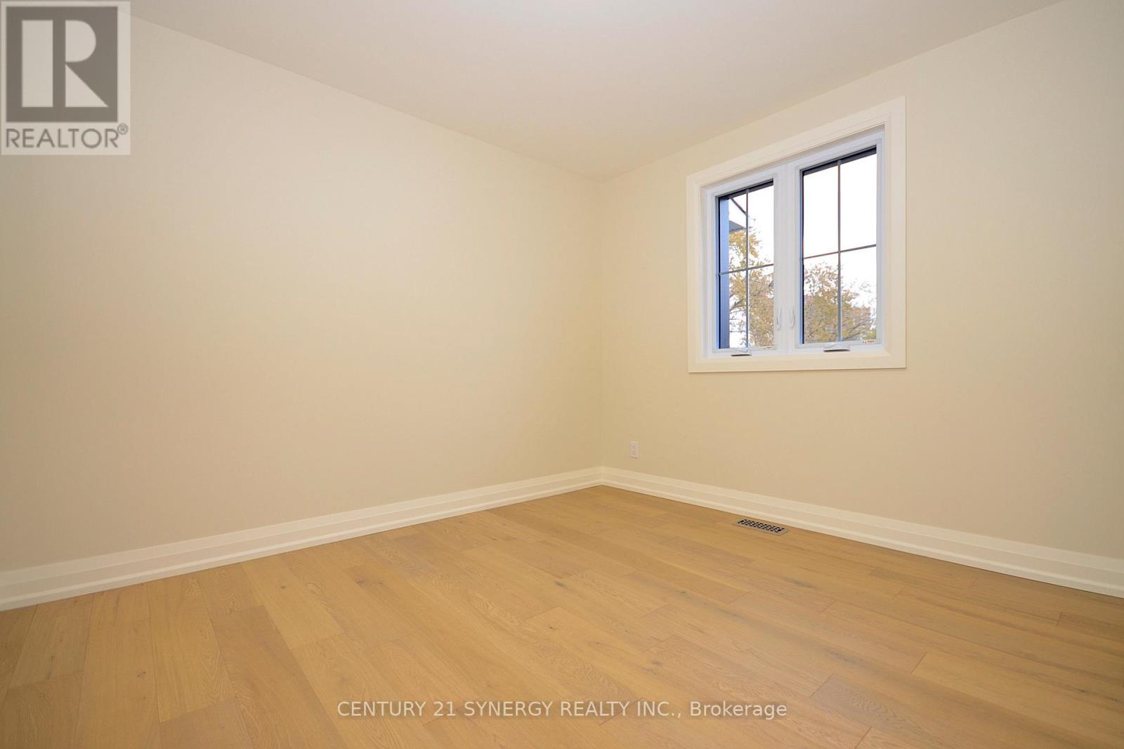 32 - 660 Hochelaga Street, Ottawa, Ontario  K1K 2E9 - Photo 40 - X12534514