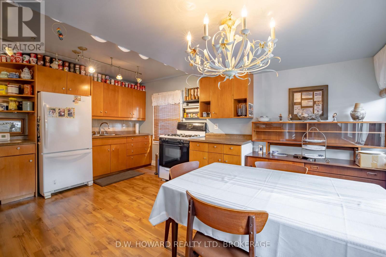 339 Beechwood Avenue, Fort Erie, Ontario  L0S 1B0 - Photo 11 - X12534460