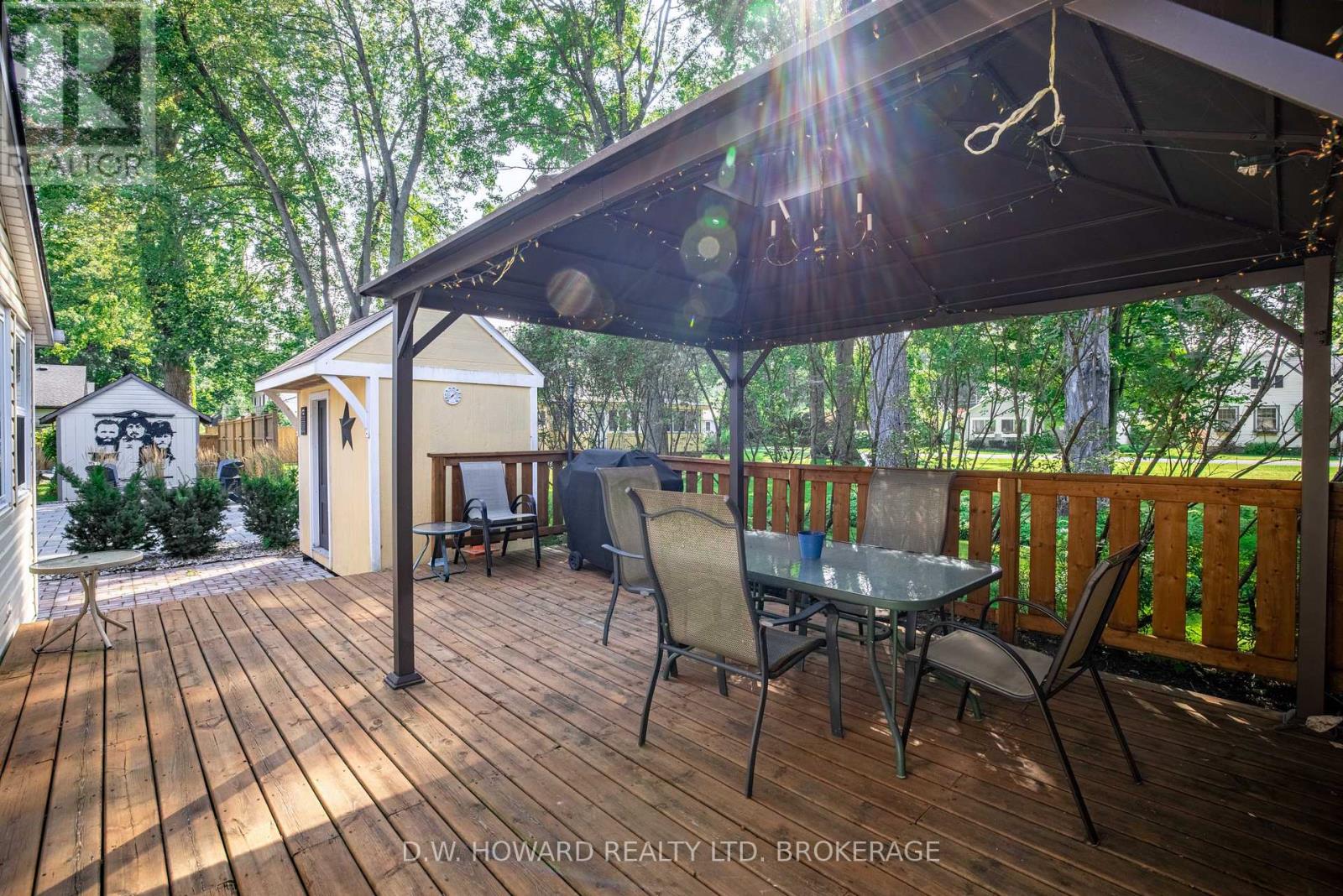 339 Beechwood Avenue, Fort Erie, Ontario  L0S 1B0 - Photo 20 - X12534460