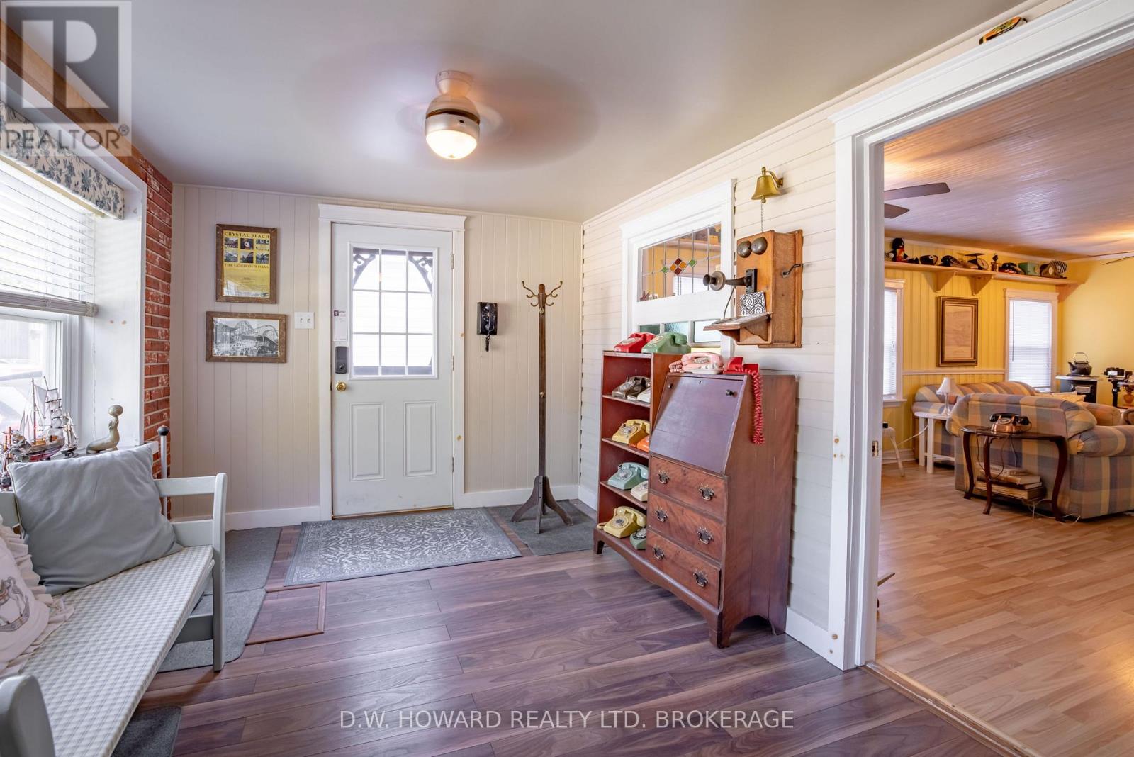 339 Beechwood Avenue, Fort Erie, Ontario  L0S 1B0 - Photo 5 - X12534460