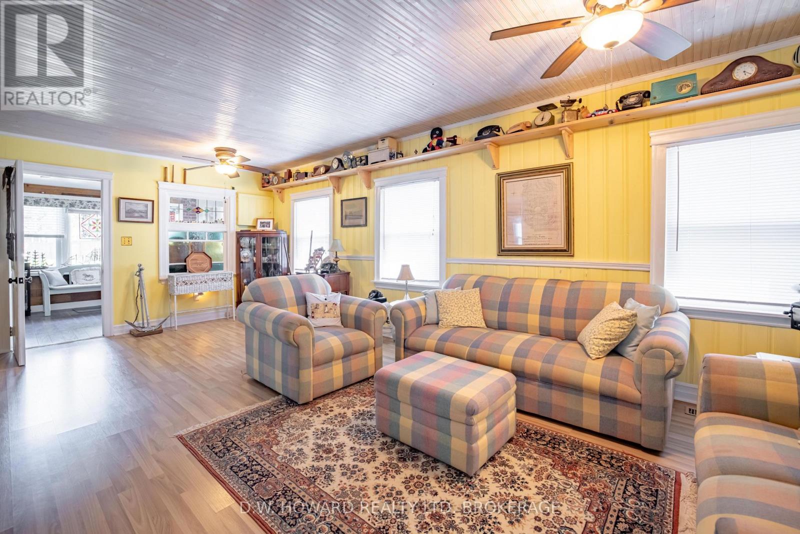 339 Beechwood Avenue, Fort Erie, Ontario  L0S 1B0 - Photo 7 - X12534460