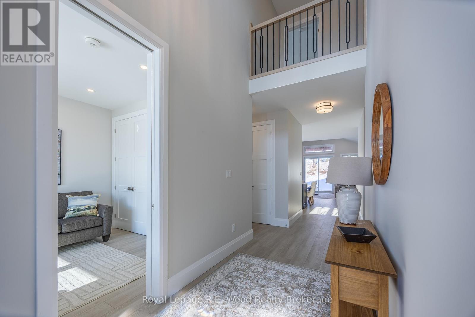 15 Greenhill Drive, Tillsonburg, Ontario  N4G 2K6 - Photo 5 - X12534534