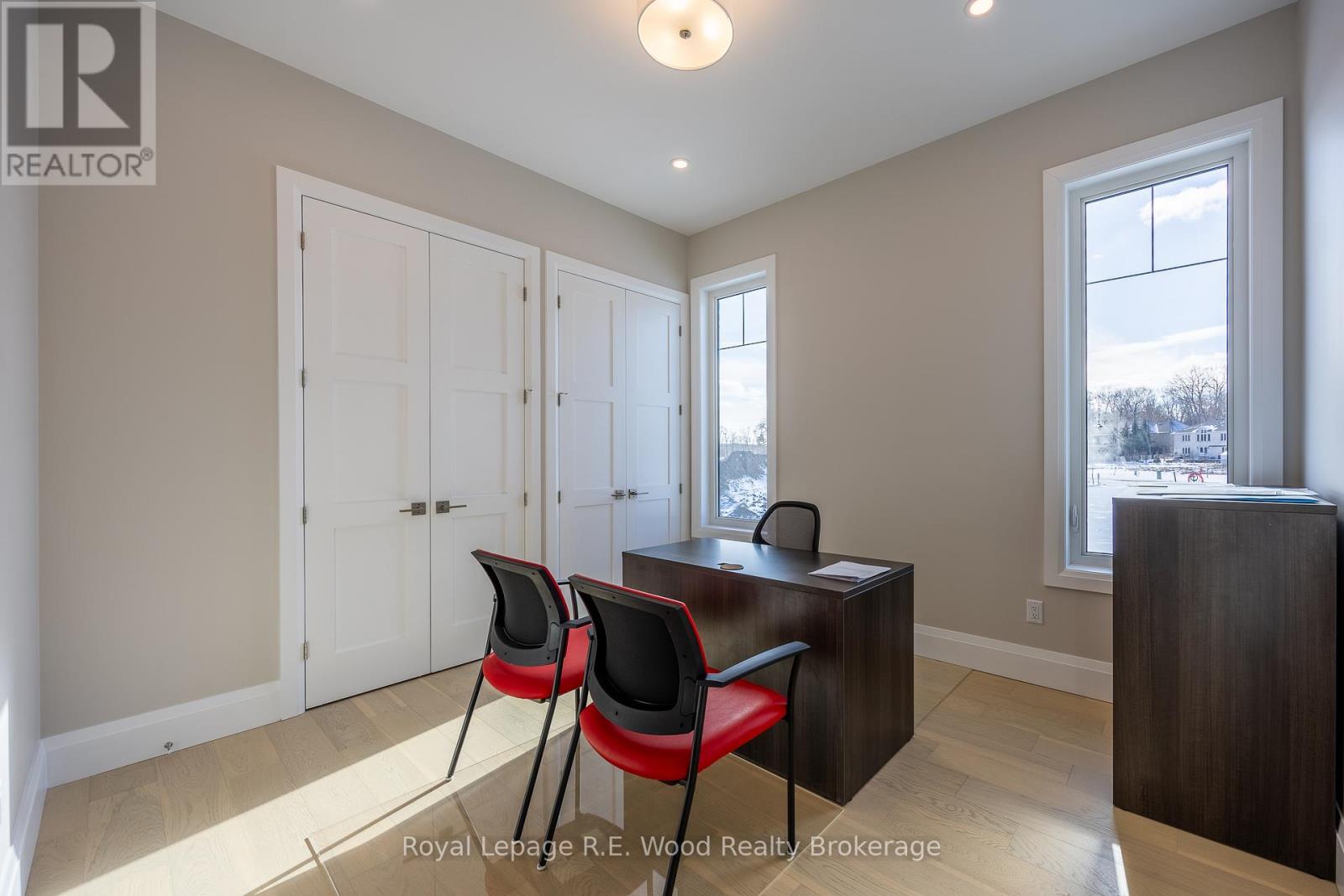 18 Greenhill Drive, Tillsonburg, Ontario  N4G 2K6 - Photo 11 - X12534538