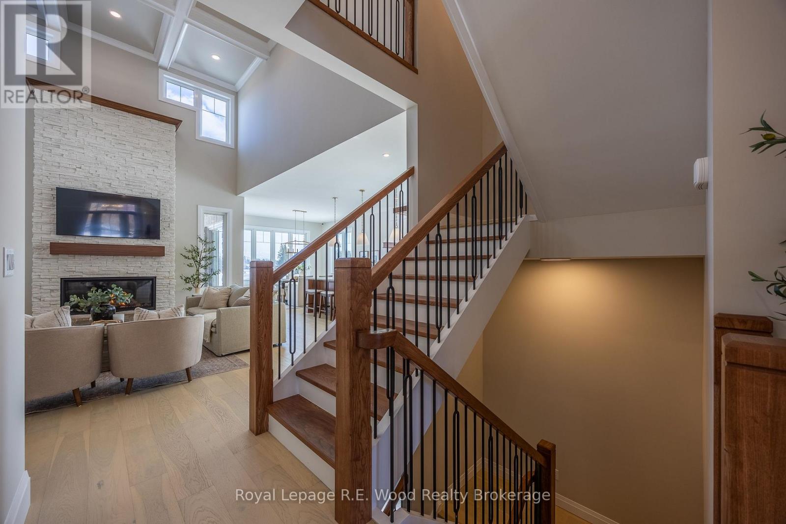 18 Greenhill Drive, Tillsonburg, Ontario  N4G 2K6 - Photo 12 - X12534538