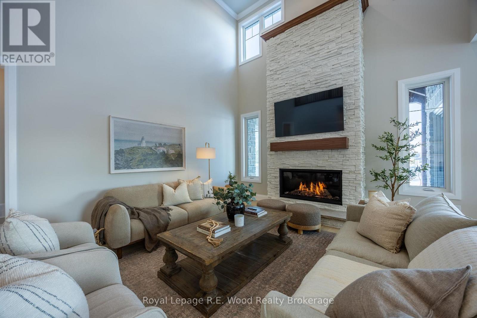 18 Greenhill Drive, Tillsonburg, Ontario  N4G 2K6 - Photo 15 - X12534538