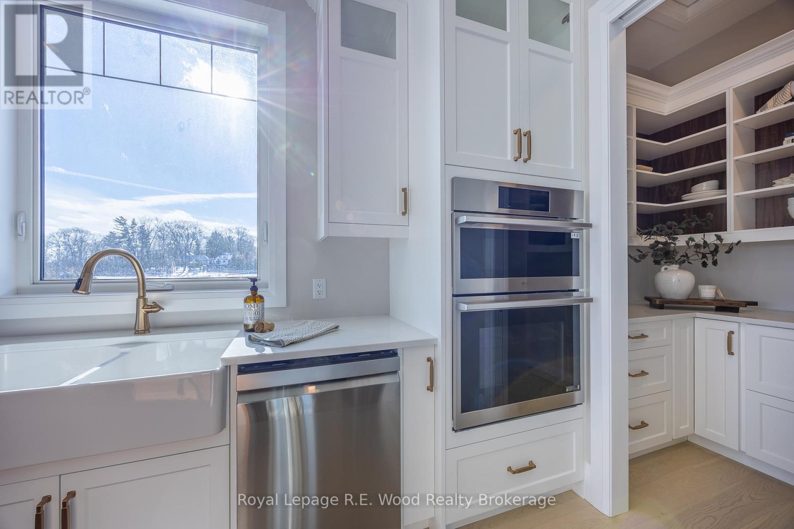 18 Greenhill Drive, Tillsonburg, Ontario  N4G 2K6 - Photo 20 - X12534538