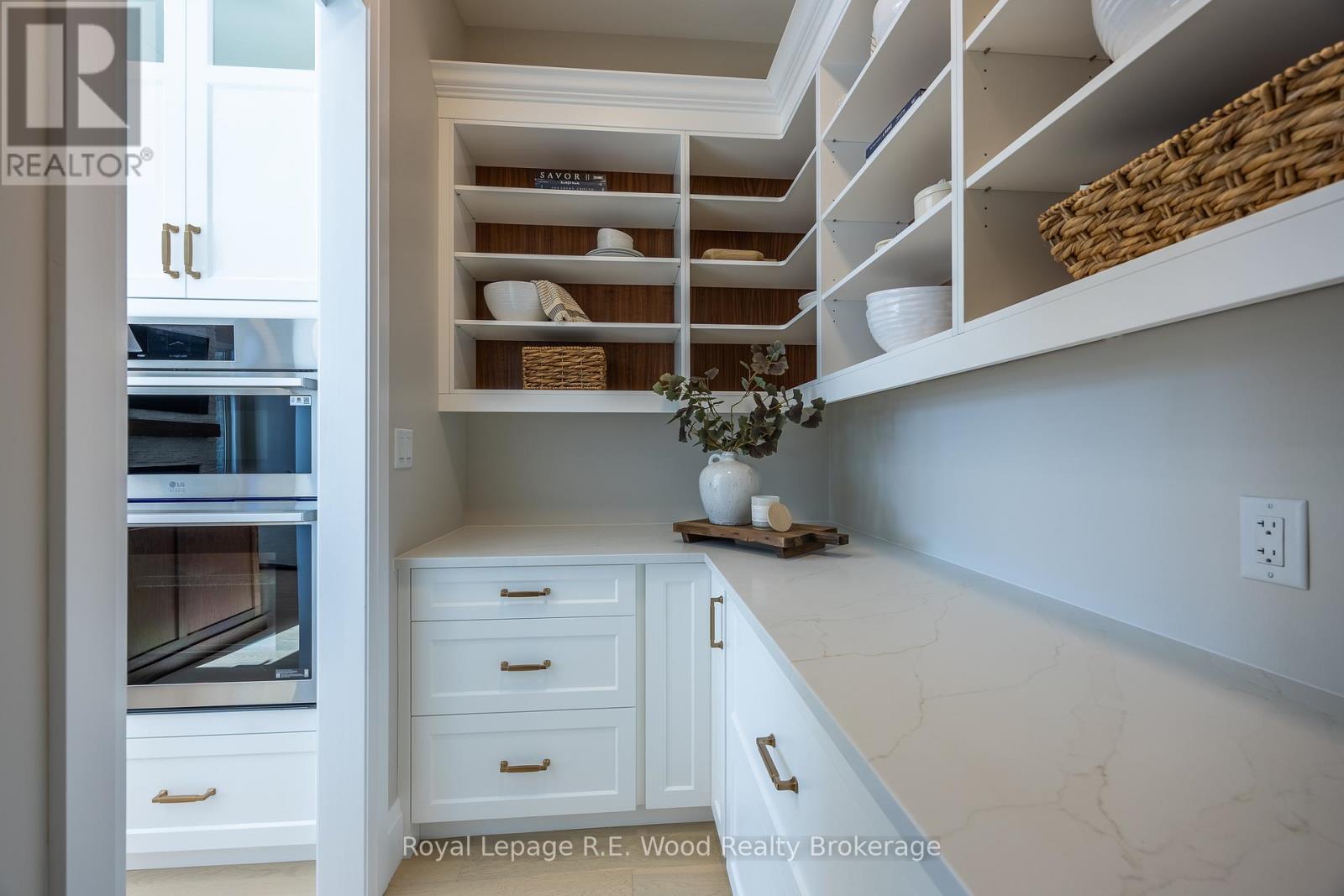 18 Greenhill Drive, Tillsonburg, Ontario  N4G 2K6 - Photo 22 - X12534538