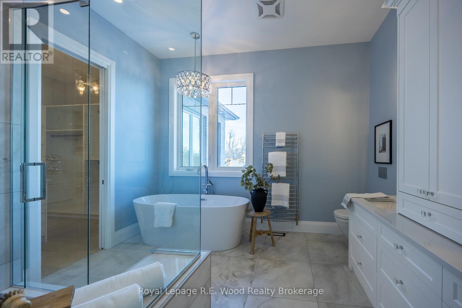 18 Greenhill Drive, Tillsonburg, Ontario  N4G 2K6 - Photo 28 - X12534538