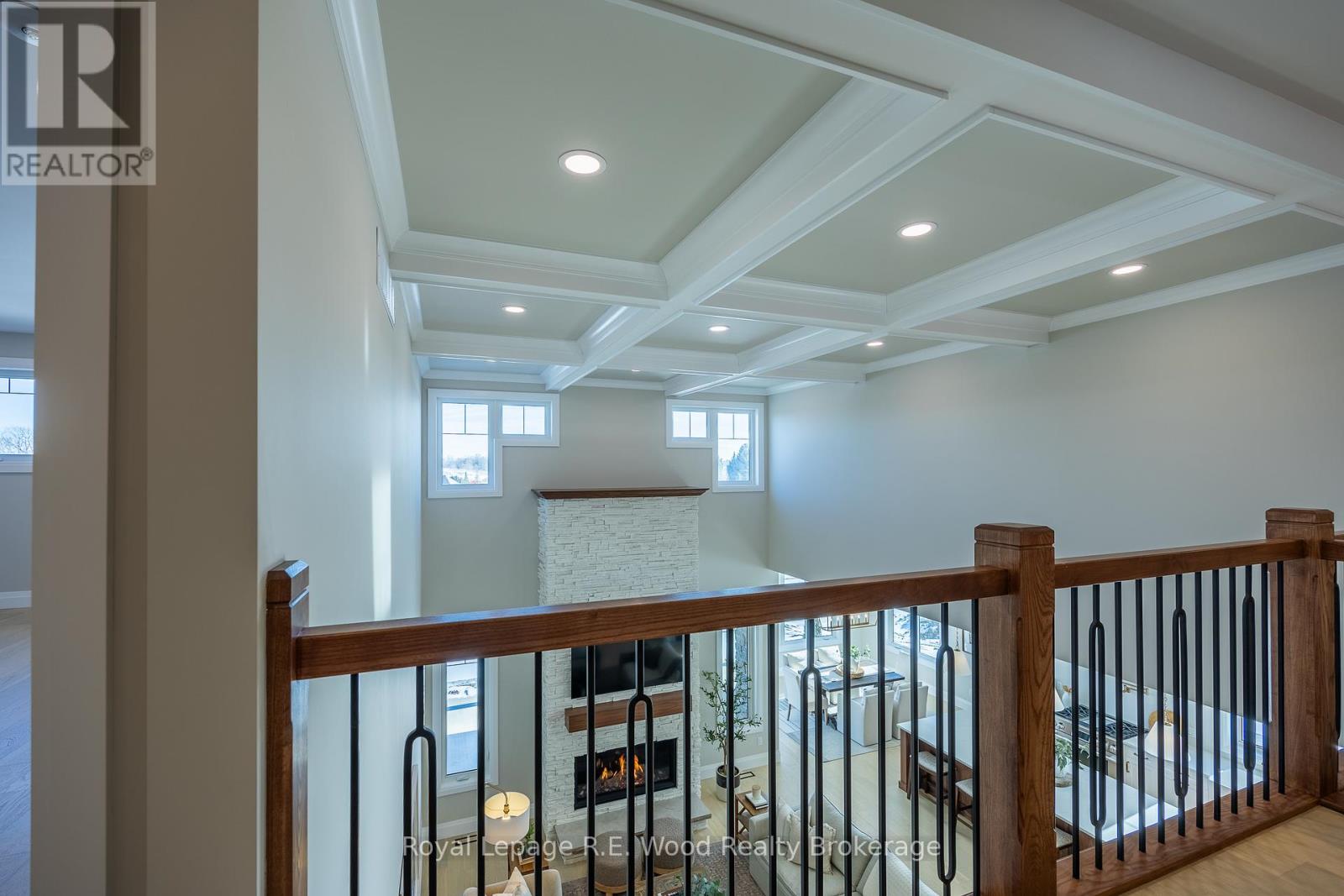 18 Greenhill Drive, Tillsonburg, Ontario  N4G 2K6 - Photo 41 - X12534538