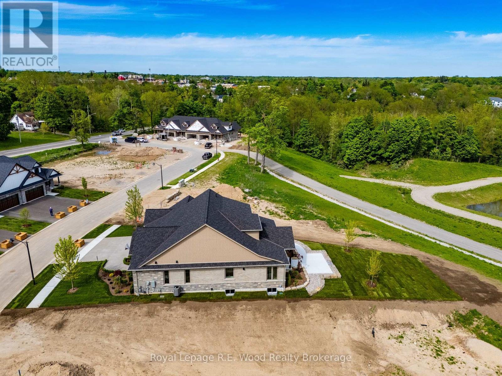 18 Greenhill Drive, Tillsonburg, Ontario  N4G 2K6 - Photo 45 - X12534538