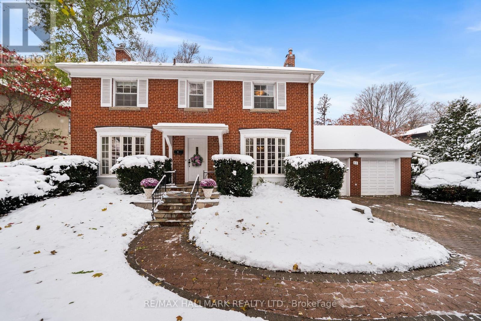 55 SANDRINGHAM DRIVE, Toronto, Ontario