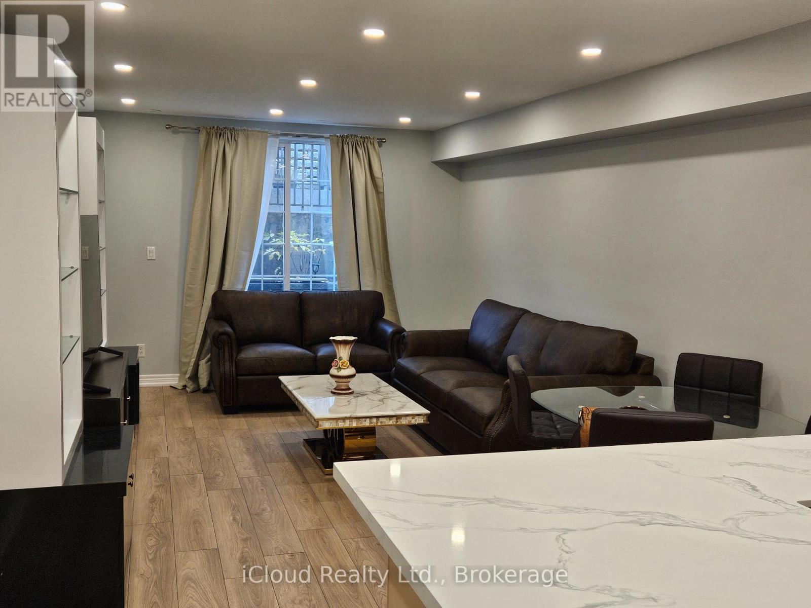 11 - 285 Antibes Drive, Toronto, Ontario  M2R 3X9 - Photo 6 - C12515496