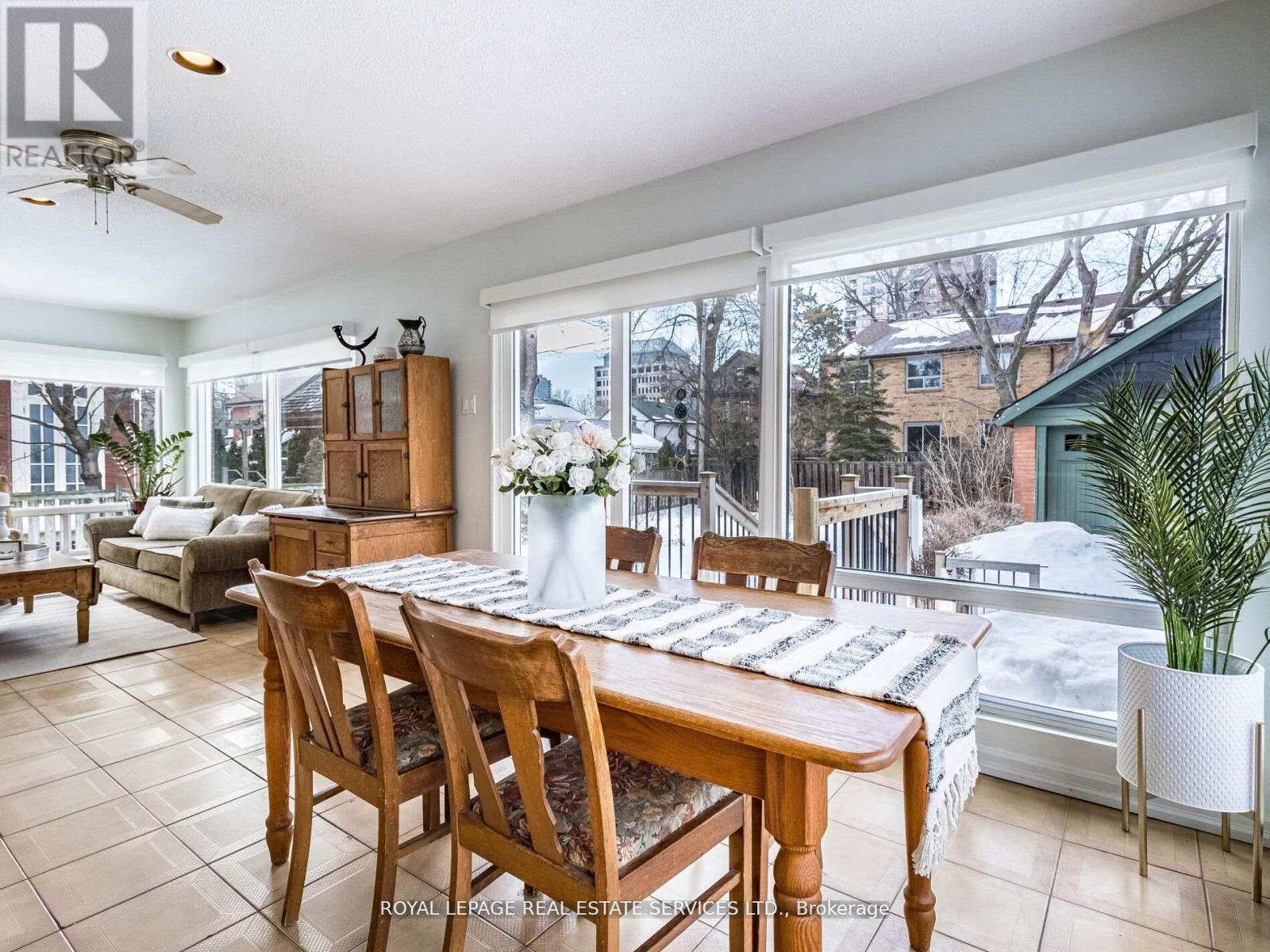 32 Wellington Street E, Brampton, Ontario  L6W 1Y4 - Photo 15 - W12243926