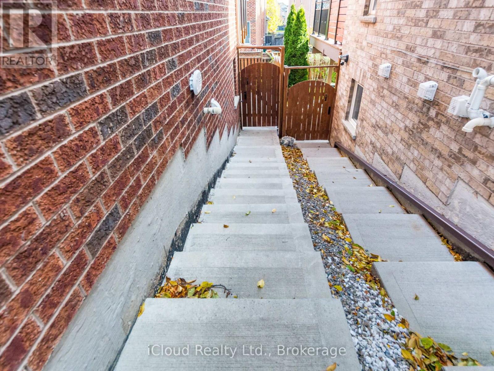 15 Sea Lion Road, Brampton, Ontario  L6V 4P8 - Photo 48 - W12531864