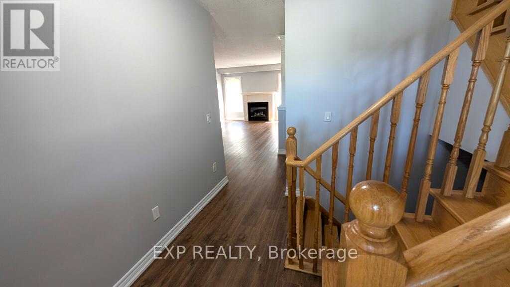 30 Juneberry Road, Thorold, Ontario  L2V 0B2 - Photo 5 - X12375861