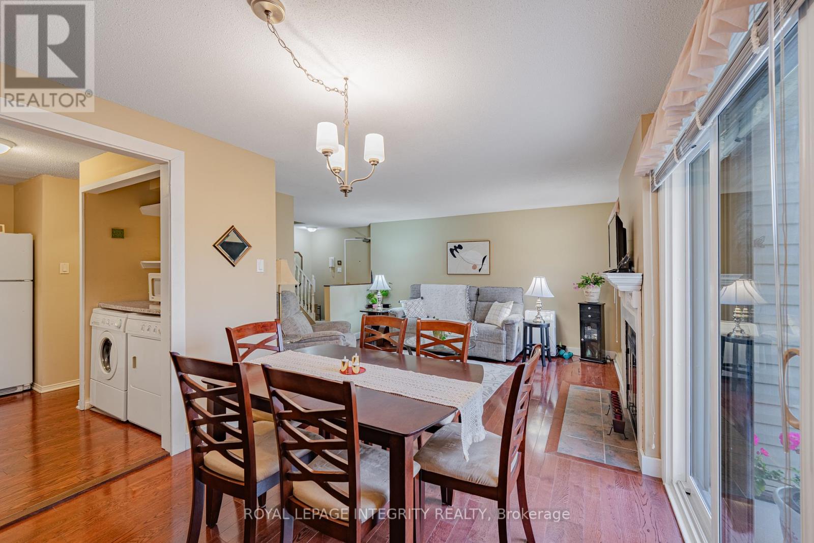 7 - 6 Sweetbriar Circle, Ottawa, Ontario  K2J 2K4 - Photo 9 - X12531374