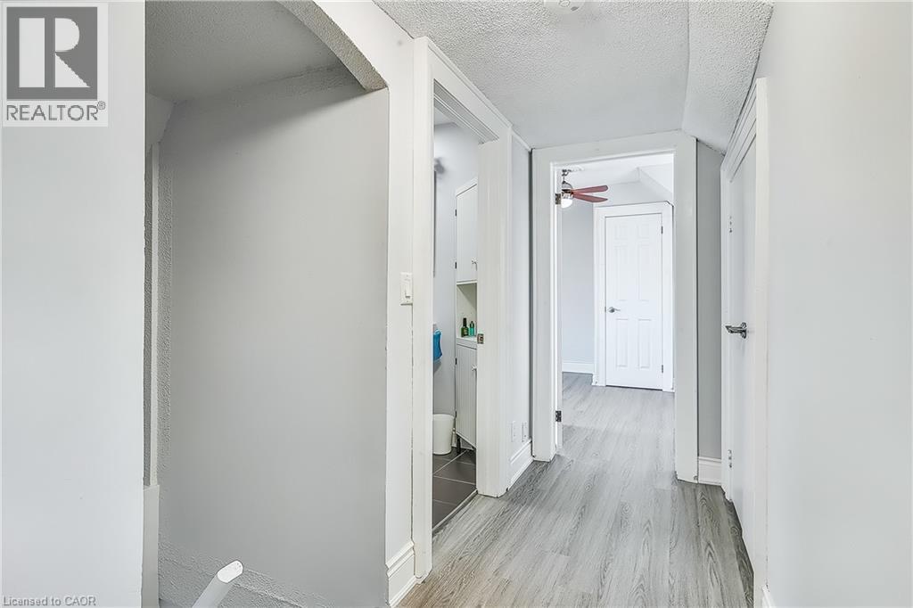 704 Roxborough Avenue, Hamilton, Ontario  L8H 1S5 - Photo 18 - 40786692