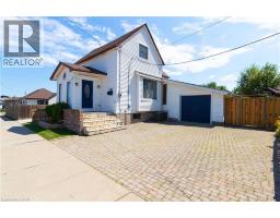 704 ROXBOROUGH Avenue, Hamilton, Ontario