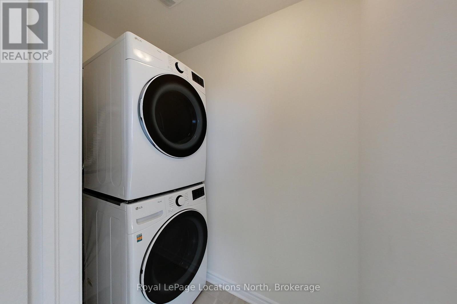 96 Sandhill Crane Drive, Wasaga Beach, Ontario  L9Z 0K4 - Photo 19 - S12534350