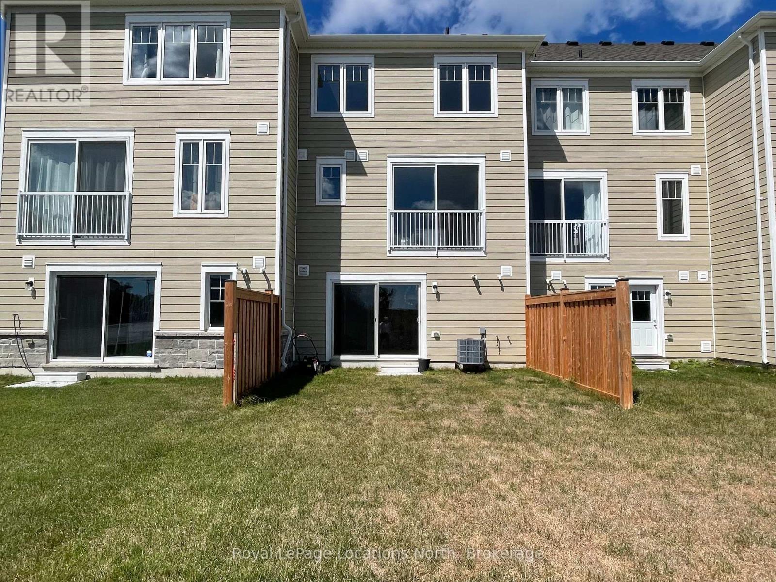 96 Sandhill Crane Drive, Wasaga Beach, Ontario  L9Z 0K4 - Photo 4 - S12534350