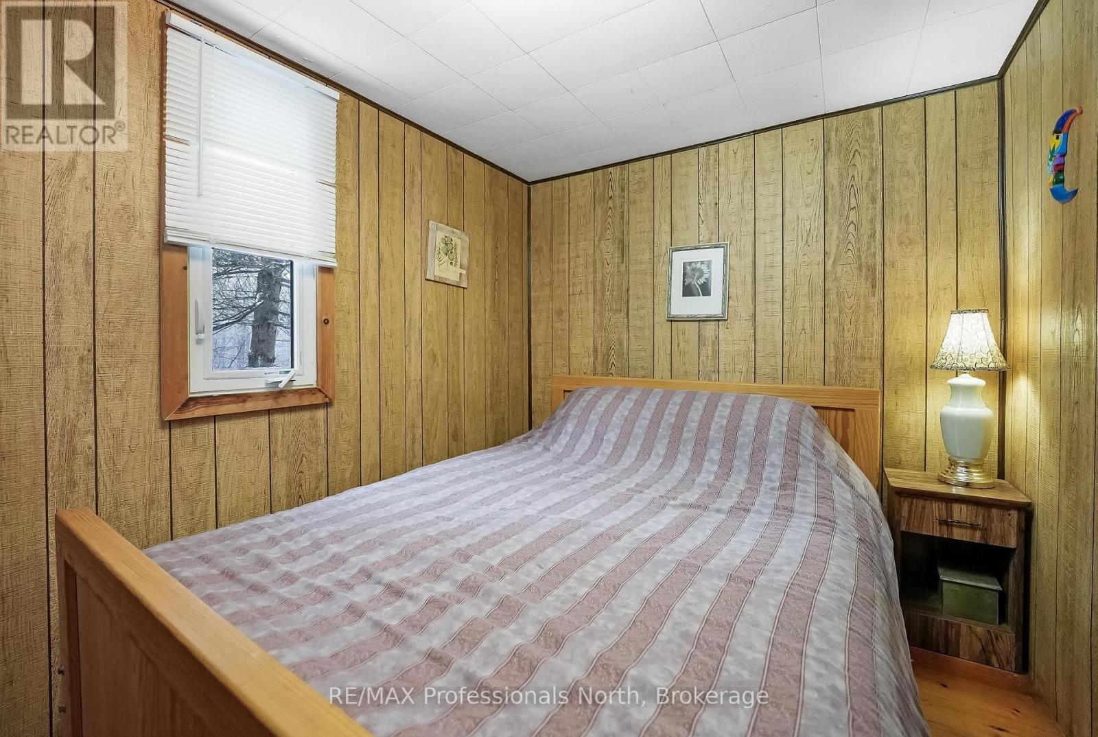 1012 Iroquois Lane, Minden Hills, Ontario  K0M 2K0 - Photo 18 - X12534450