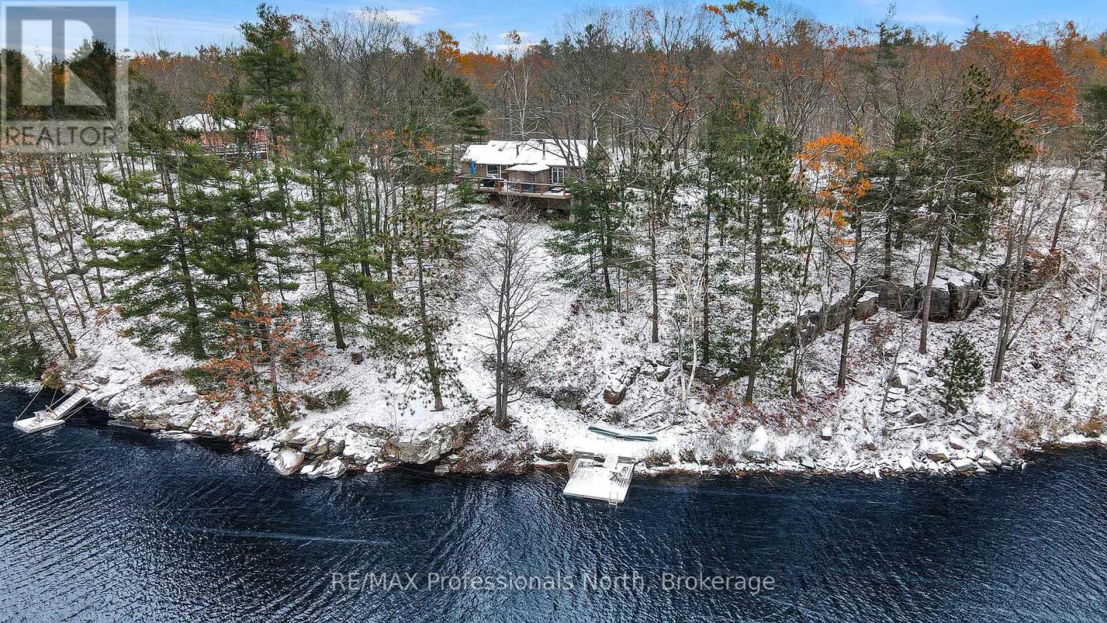 1012 Iroquois Lane, Minden Hills, Ontario  K0M 2K0 - Photo 3 - X12534450