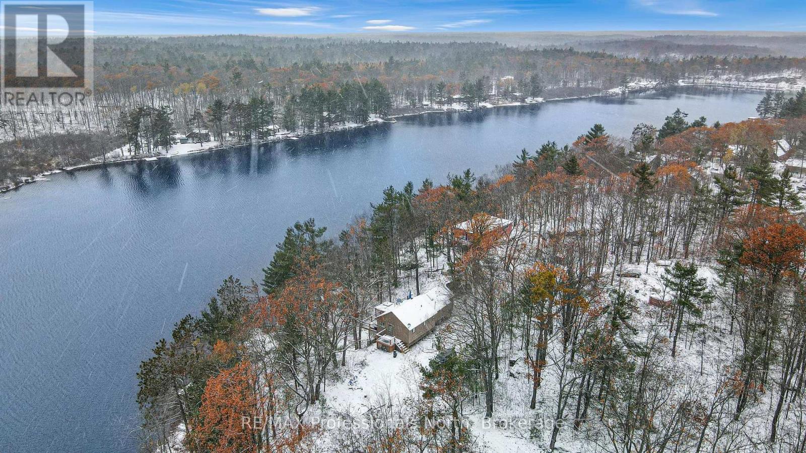 1012 Iroquois Lane, Minden Hills, Ontario  K0M 2K0 - Photo 33 - X12534450