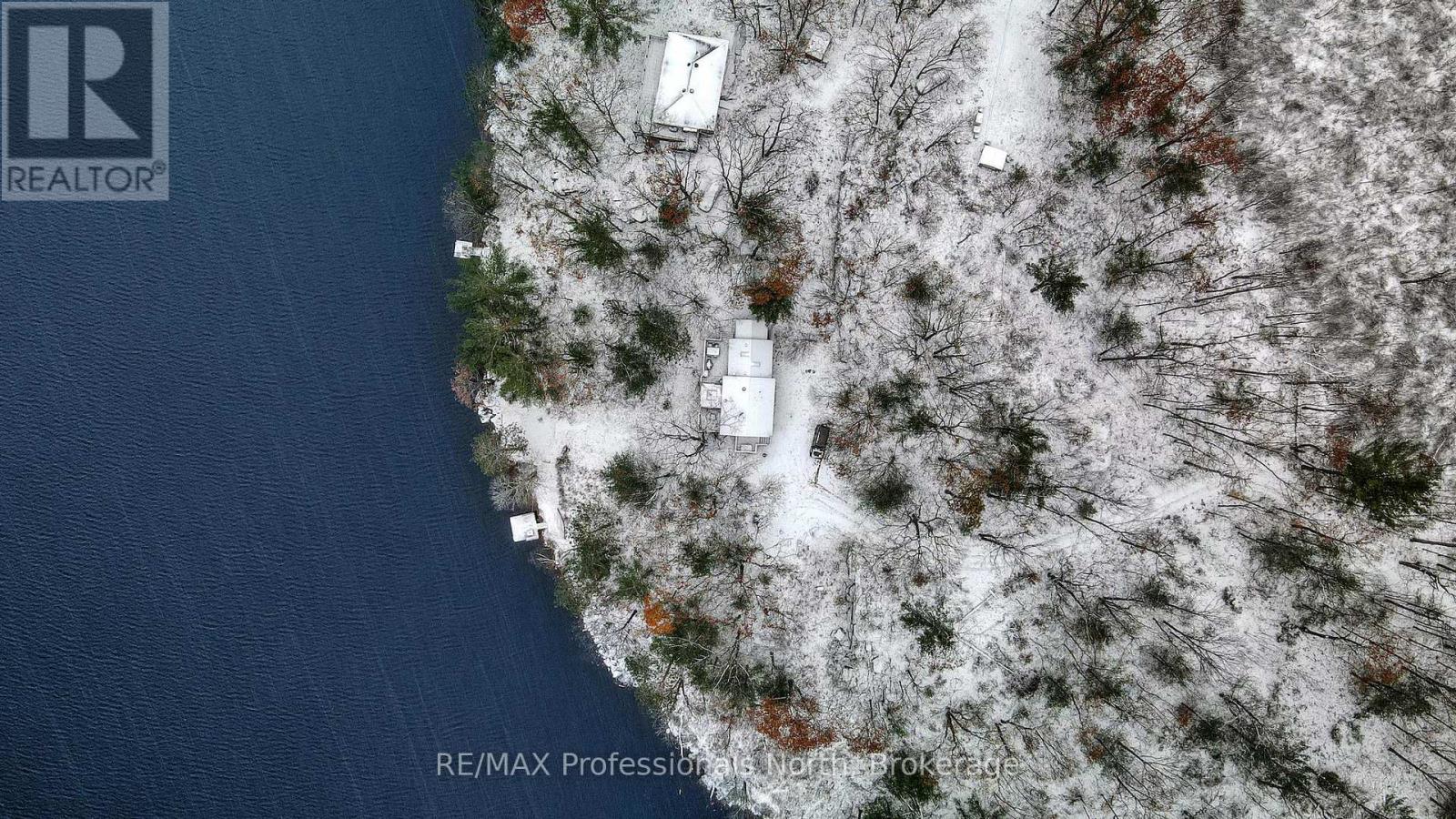 1012 Iroquois Lane, Minden Hills, Ontario  K0M 2K0 - Photo 4 - X12534450