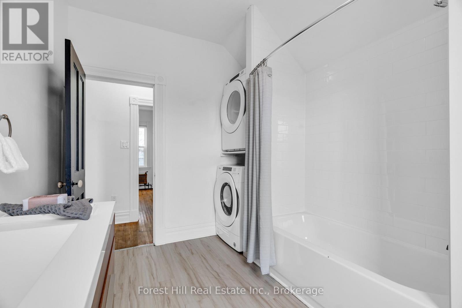 184 Boucher Street E, Meaford, Ontario  N4L 1B7 - Photo 35 - X12534496