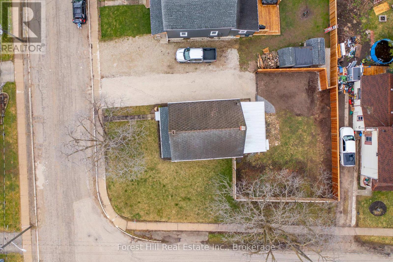 184 Boucher Street E, Meaford, Ontario  N4L 1B7 - Photo 44 - X12534496