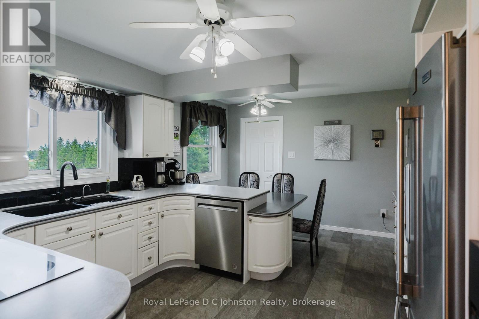 830 Concession 2 Concession W, Saugeen Shores, Ontario  N0H 2C5 - Photo 23 - X12534574