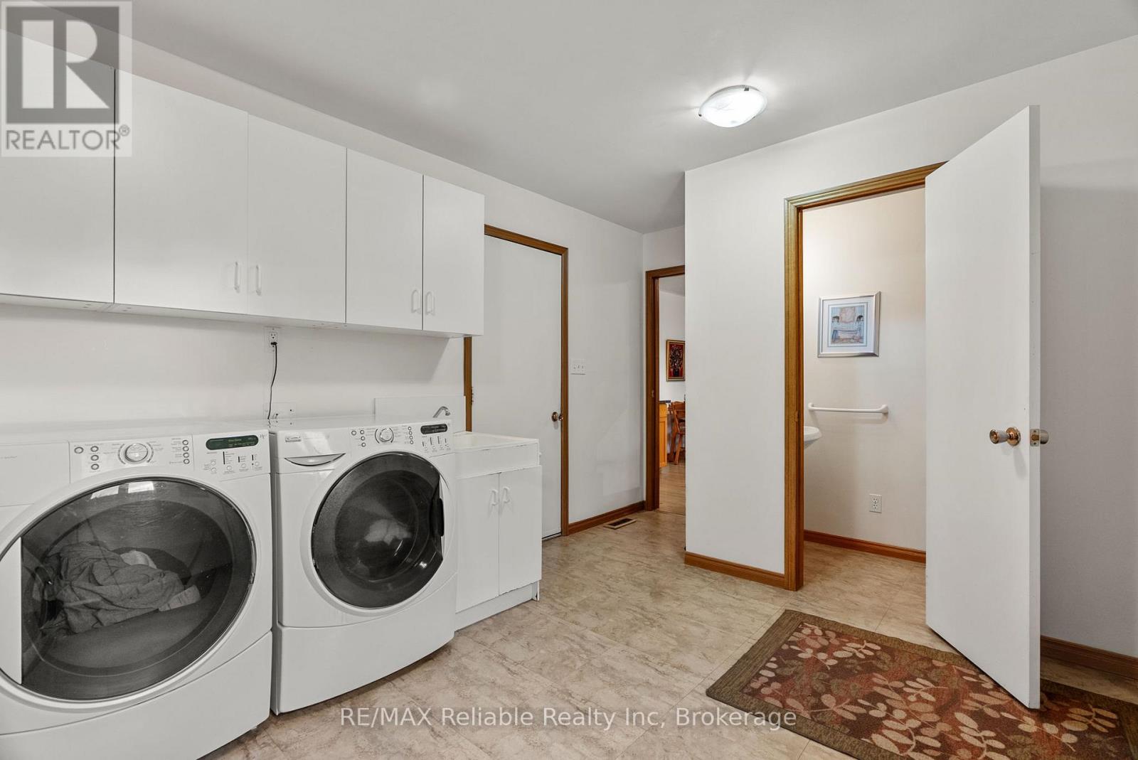 226 Main Street N, Huron East, Ontario N0K 1W0 - Photo 13 - X12534620