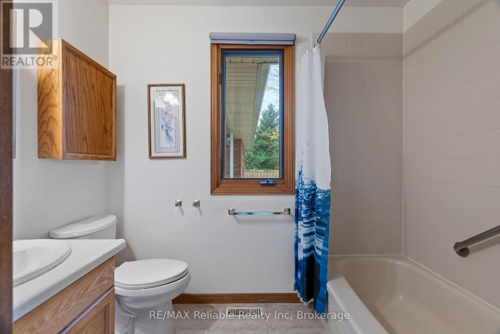 226 Main Street N, Huron East, Ontario N0K 1W0 - Photo 22 - X12534620