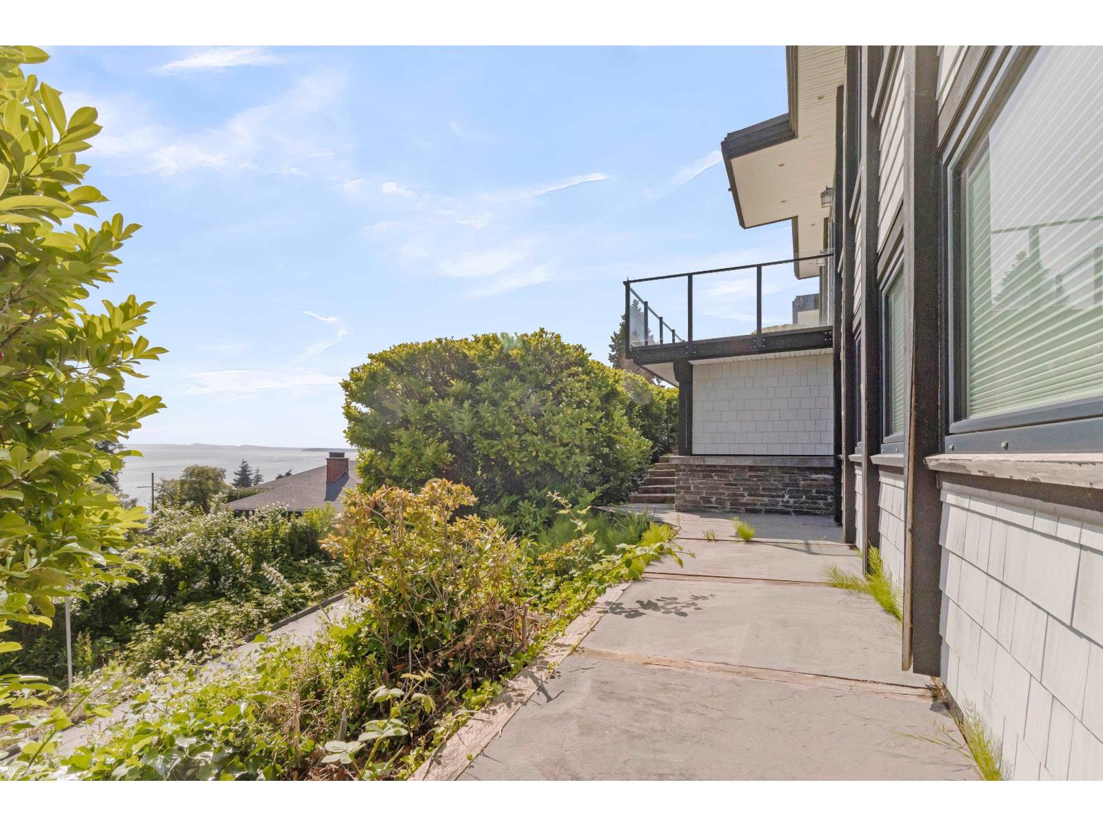 14424 Sunset Drive, White Rock, British Columbia  V2Y 0M2 - Photo 35 - R3066532