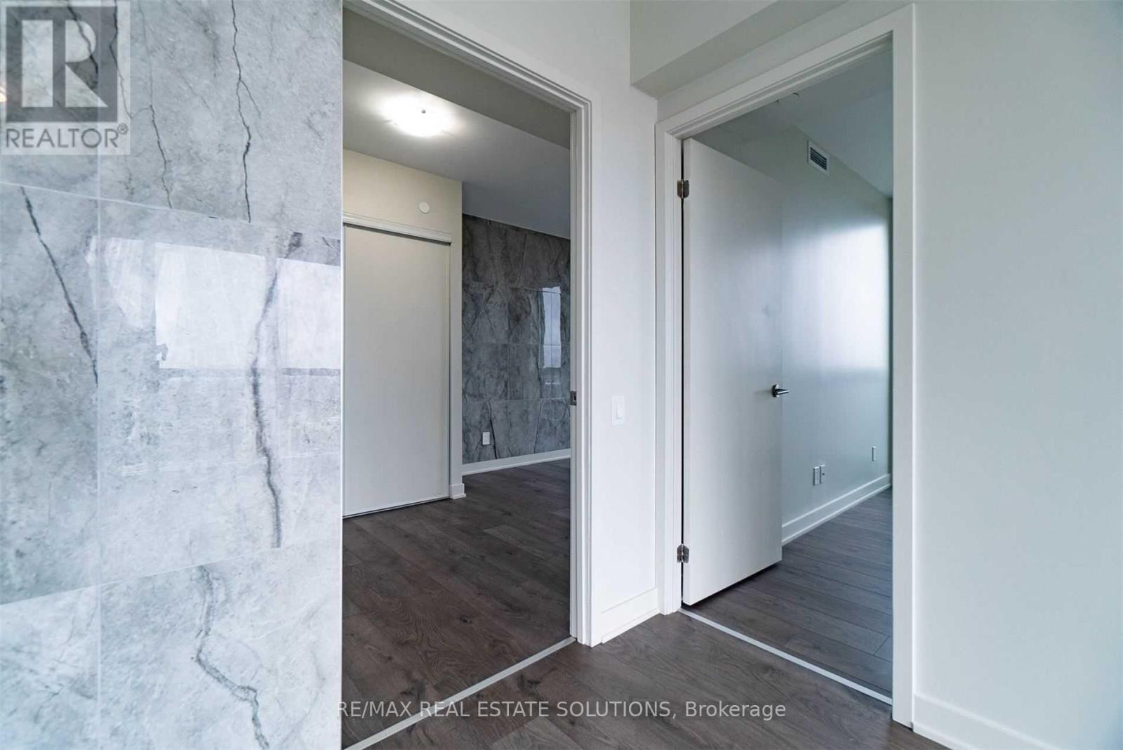 2308 - 2 Sonic Way, Toronto, Ontario M3C 0P2 - Photo 14 - C12534472