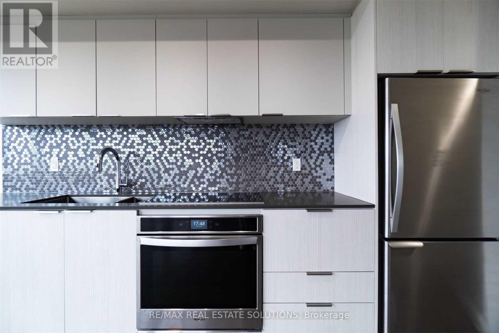 2308 - 2 Sonic Way, Toronto, Ontario M3C 0P2 - Photo 5 - C12534472