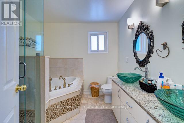 150 Banbury Road, Toronto, Ontario  M3B 2L8 - Photo 16 - C12534522