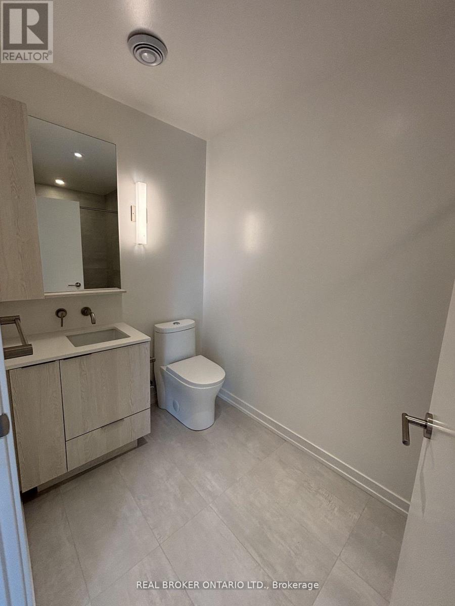 420s - 110 Broadway Avenue, Toronto, Ontario  M4P 1V7 - Photo 11 - C12534548