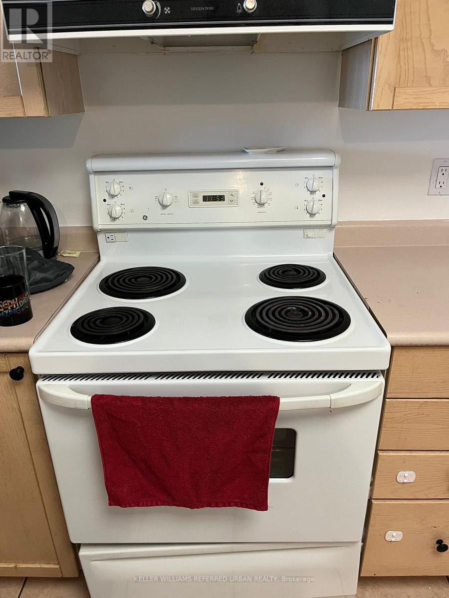 1001 - 8 Covington Road, Toronto, Ontario  M6A 3E5 - Photo 9 - C12534572