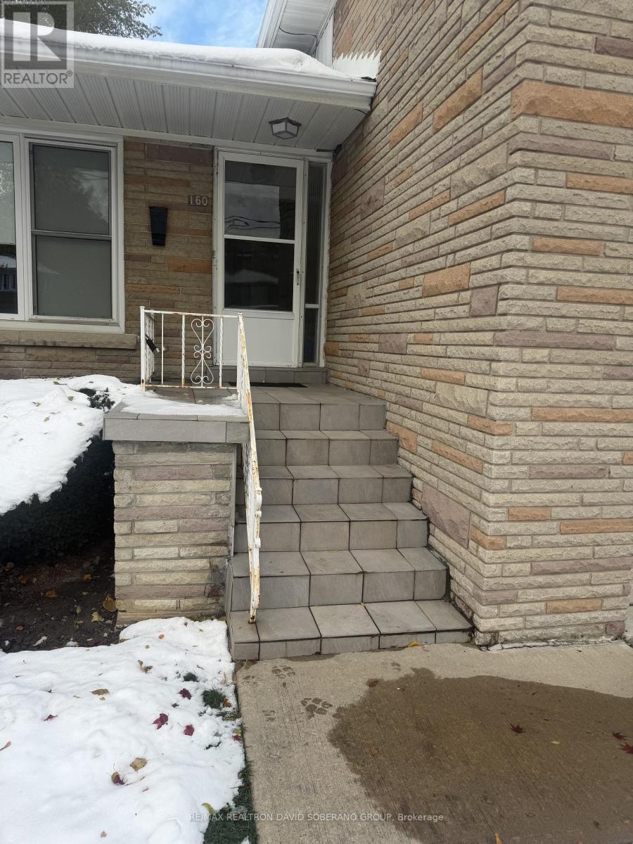 160 Cocksfield Avenue, Toronto, Ontario  M3H 3T5 - Photo 2 - C12534600
