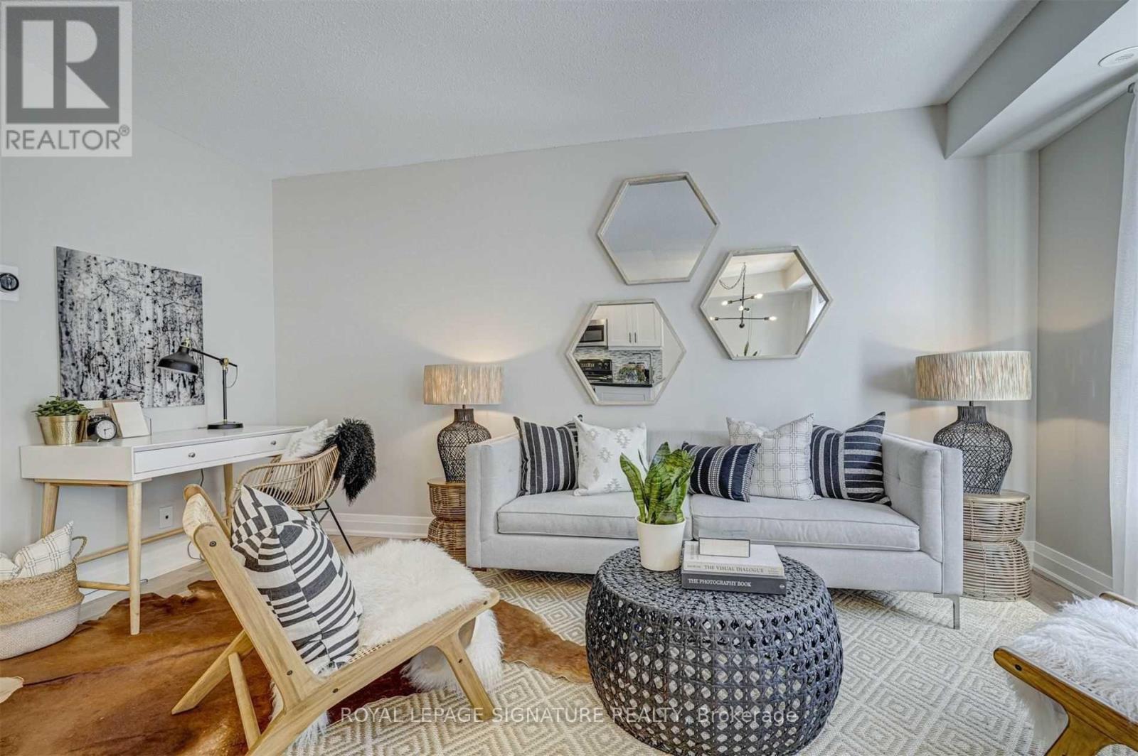 434 - 34 Western Battery Road, Toronto, Ontario  M6K 3N9 - Photo 3 - C12534610