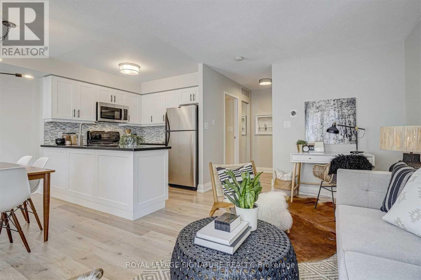 434 - 34 Western Battery Road, Toronto, Ontario  M6K 3N9 - Photo 4 - C12534610