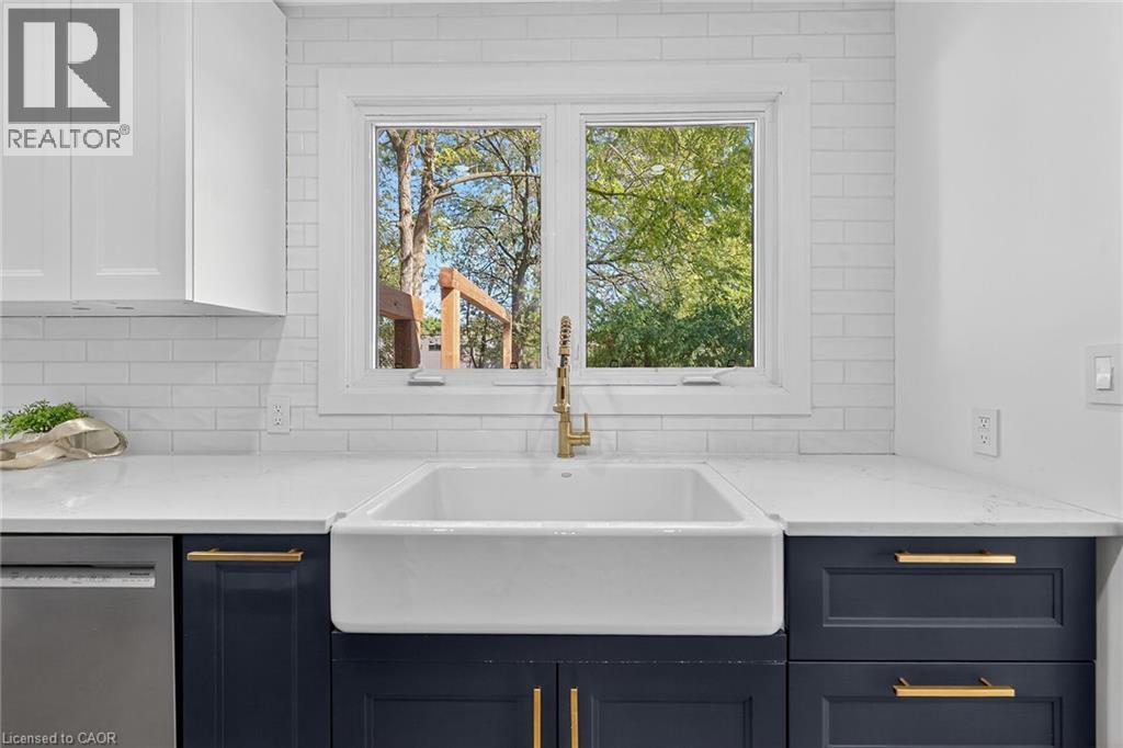 1032 Pine Street, Dunnville, Ontario  N1A 2M9 - Photo 13 - 40773649