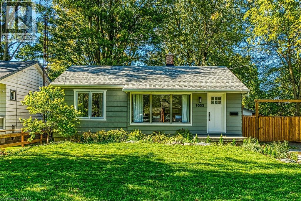 1032 Pine Street, Dunnville, Ontario  N1A 2M9 - Photo 3 - 40773649