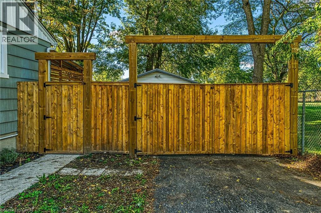 1032 Pine Street, Dunnville, Ontario  N1A 2M9 - Photo 42 - 40773649